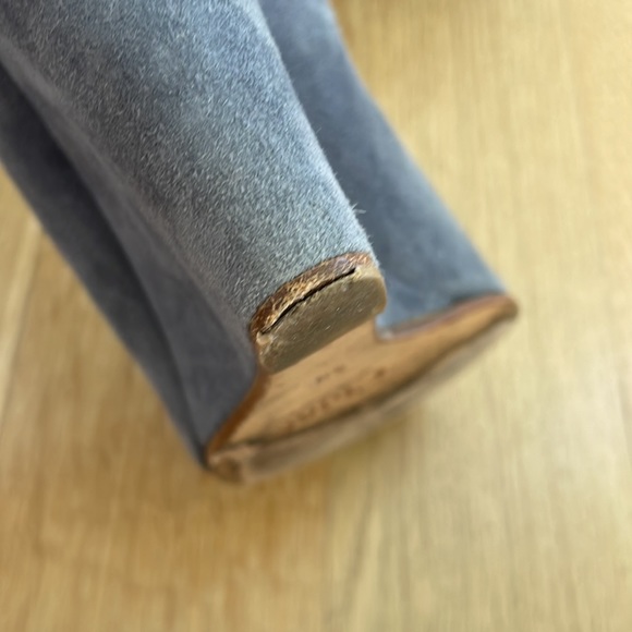 Chloe Gray Suede Wedge Boot With Wrap Around Ties Size 38 - Picture 11 of 13